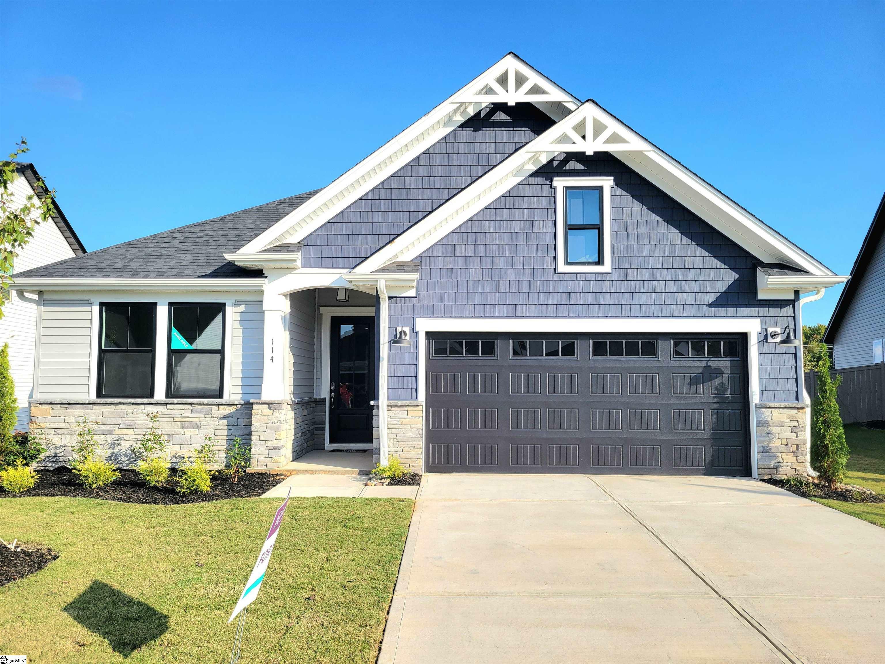 Property Photo: 114 Laurel Oak Drive SC 29621