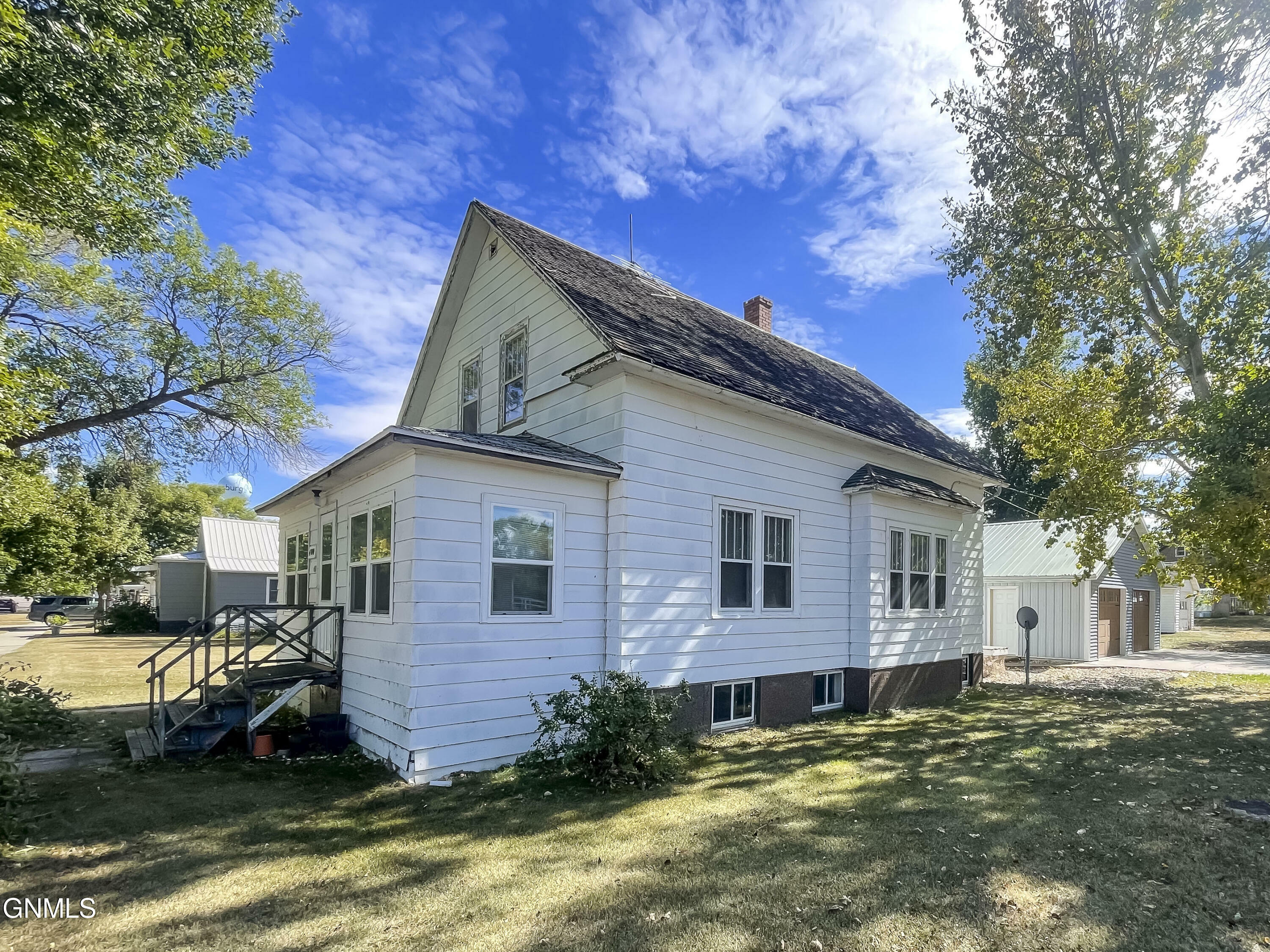 400 Main Street  Strasburg ND 58573 photo