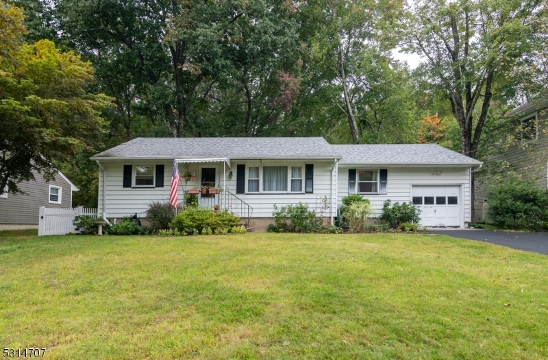 Property Photo:  133 Vreeland Ave  NJ 07403 