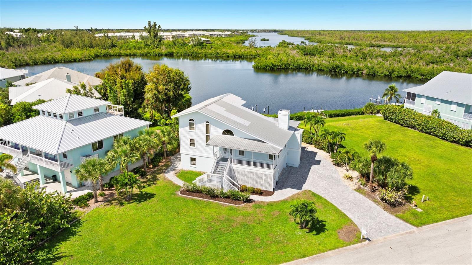 Property Photo: 13065 Via Aurelia FL 33946