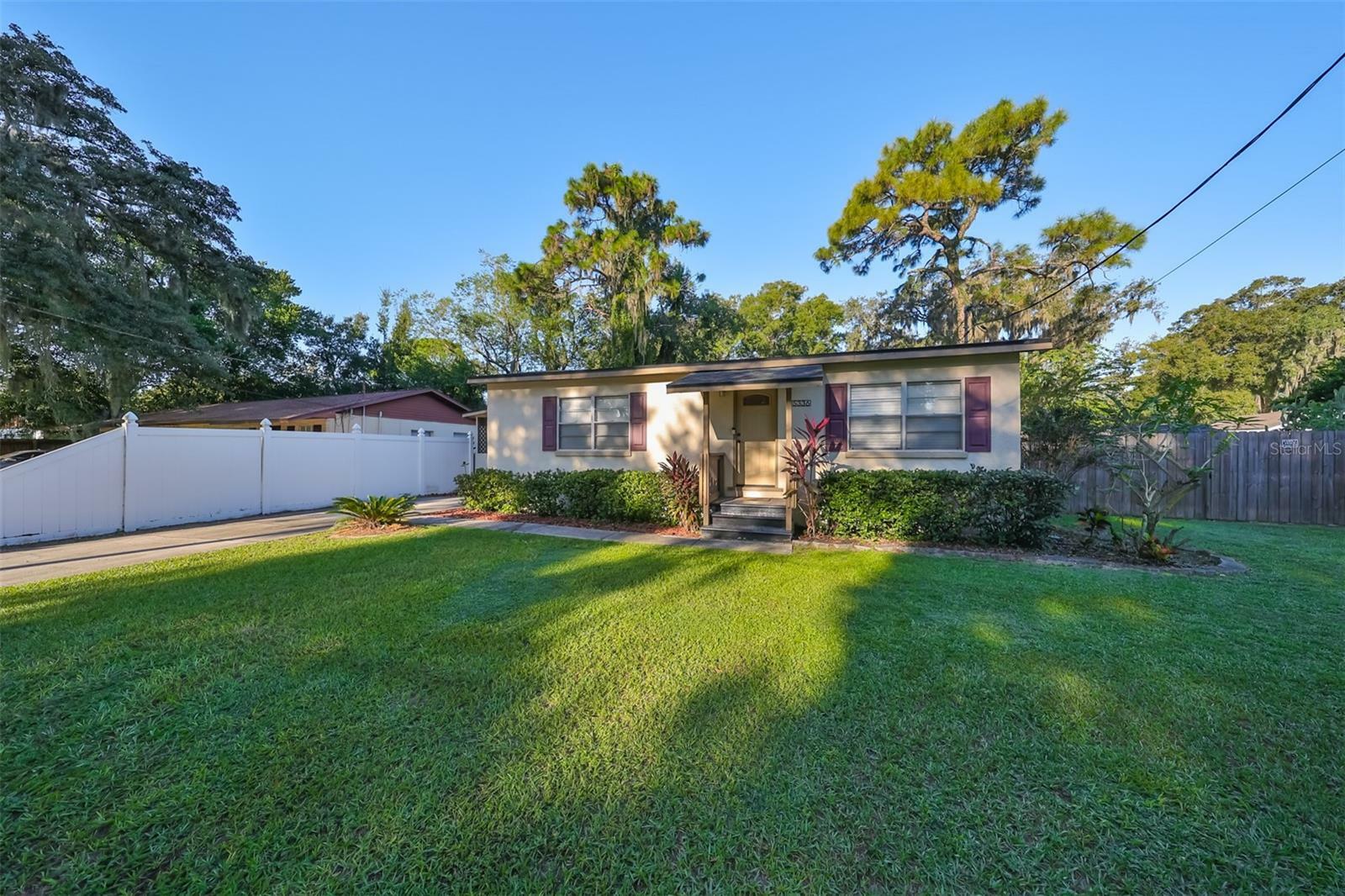 Property Photo:  5336 Peach Avenue  FL 33584 