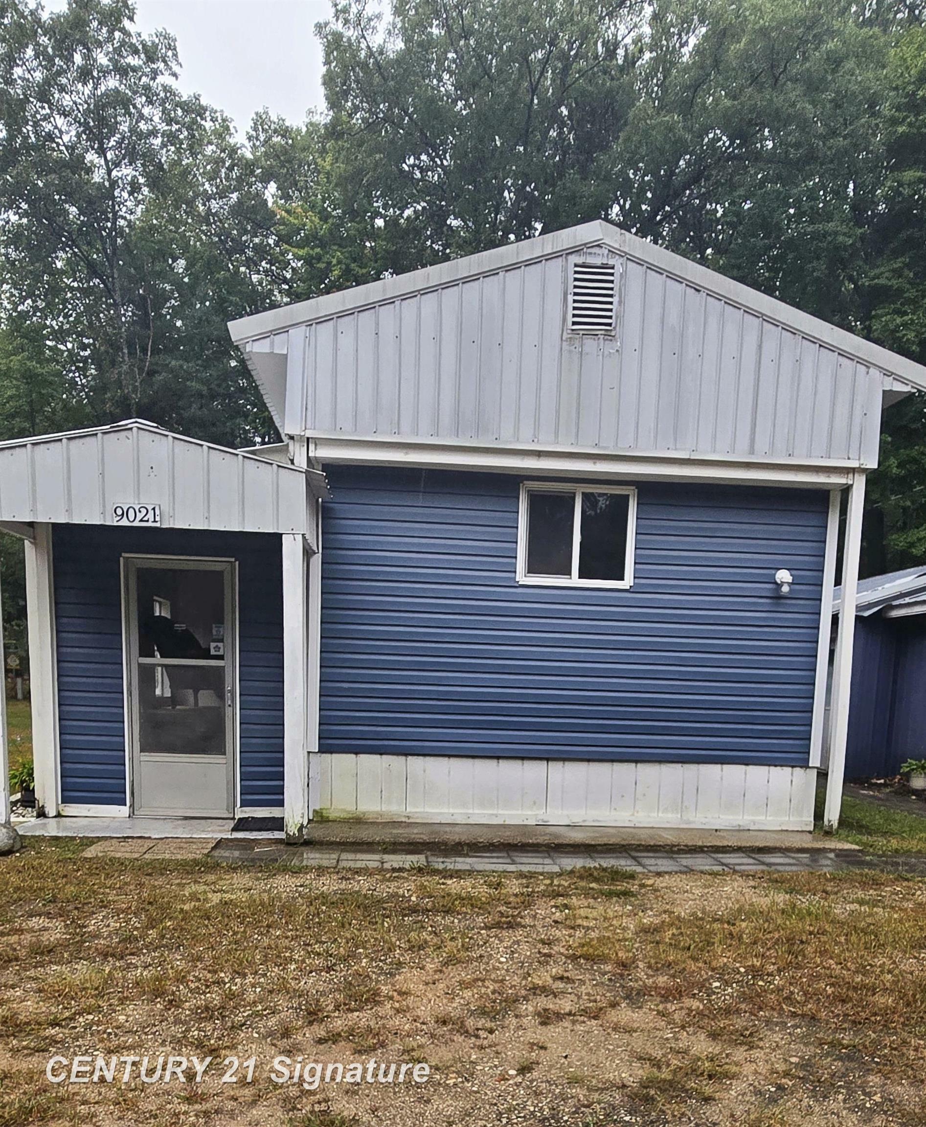 Property Photo:  9021 N Brooks Road  MI 49644 