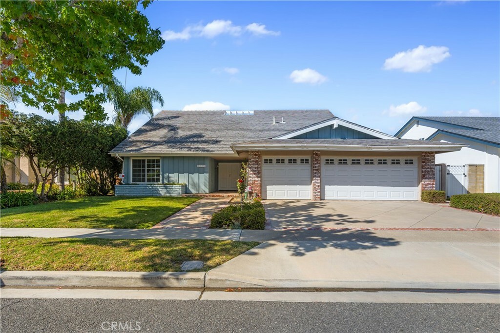 Property Photo:  2030 Goldeneye Place  CA 92626 