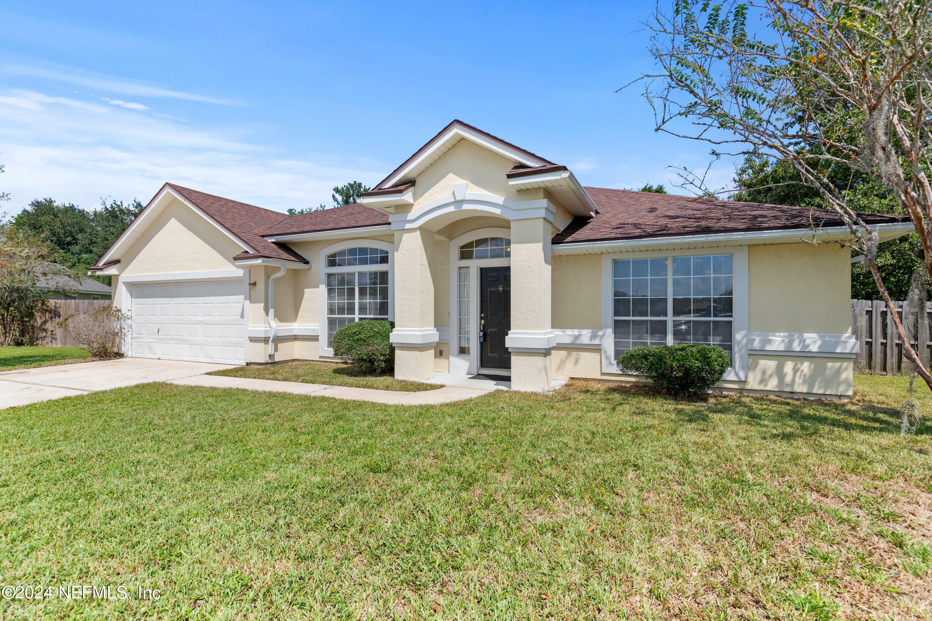 Property Photo:  1327 Spanish Needle Court  FL 32073 