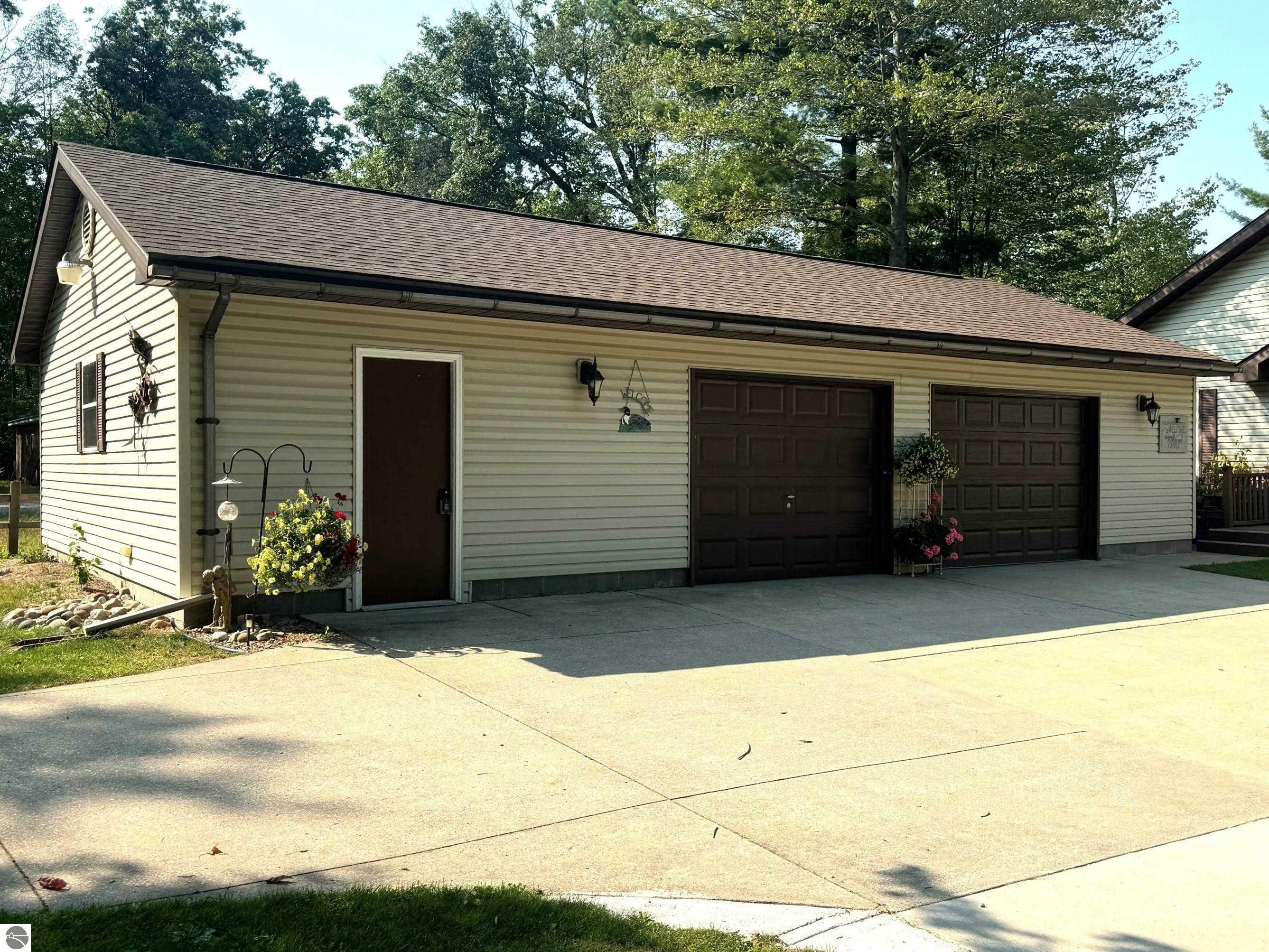 Property Photo:  4983 Rudy Drive  MI 48624 