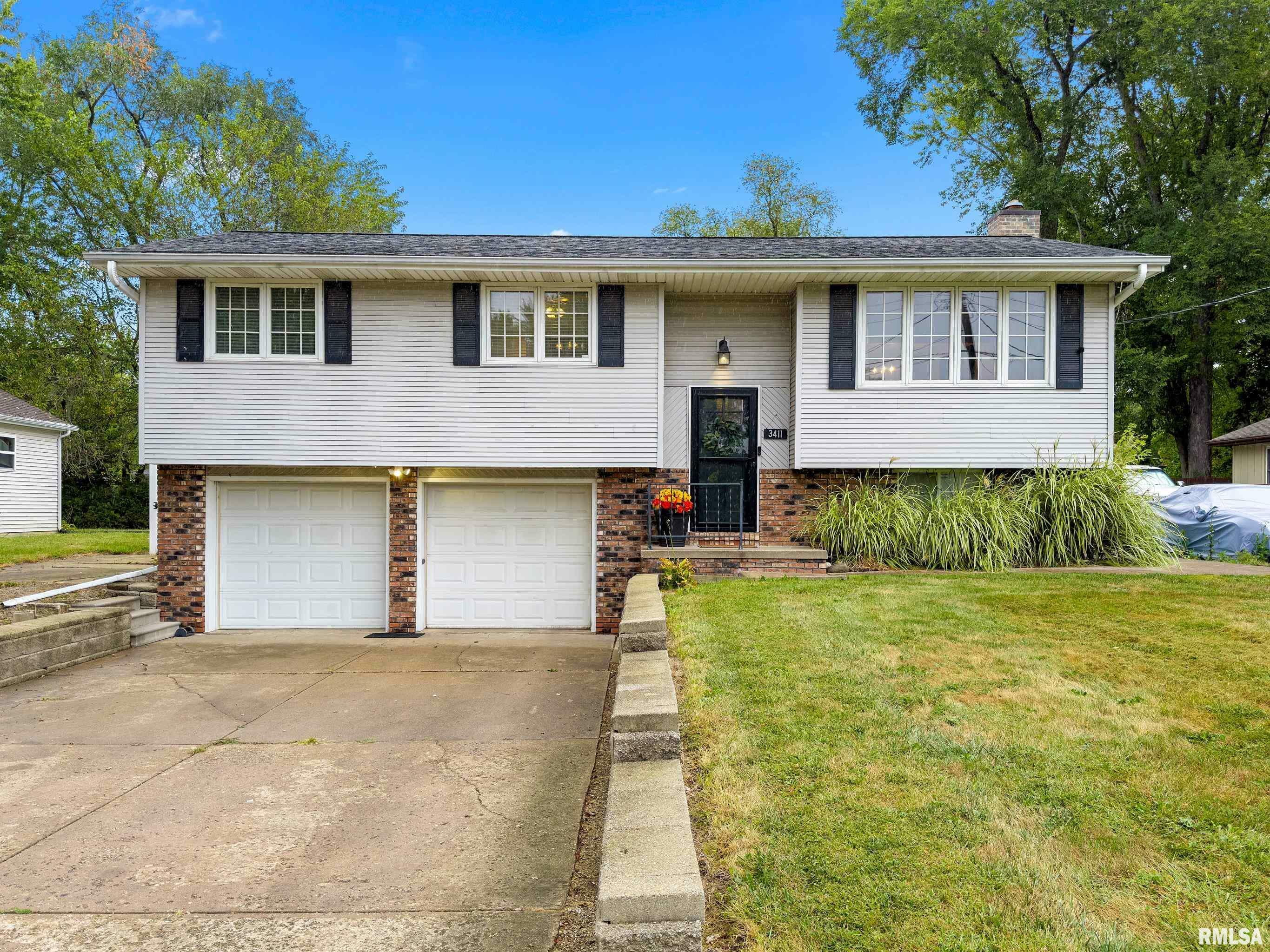 Property Photo:  3411 W Grimson Avenue  IL 61615 