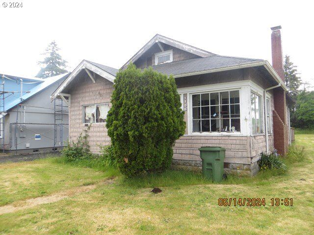 Property Photo:  1196 S Main Ave  OR 97146 