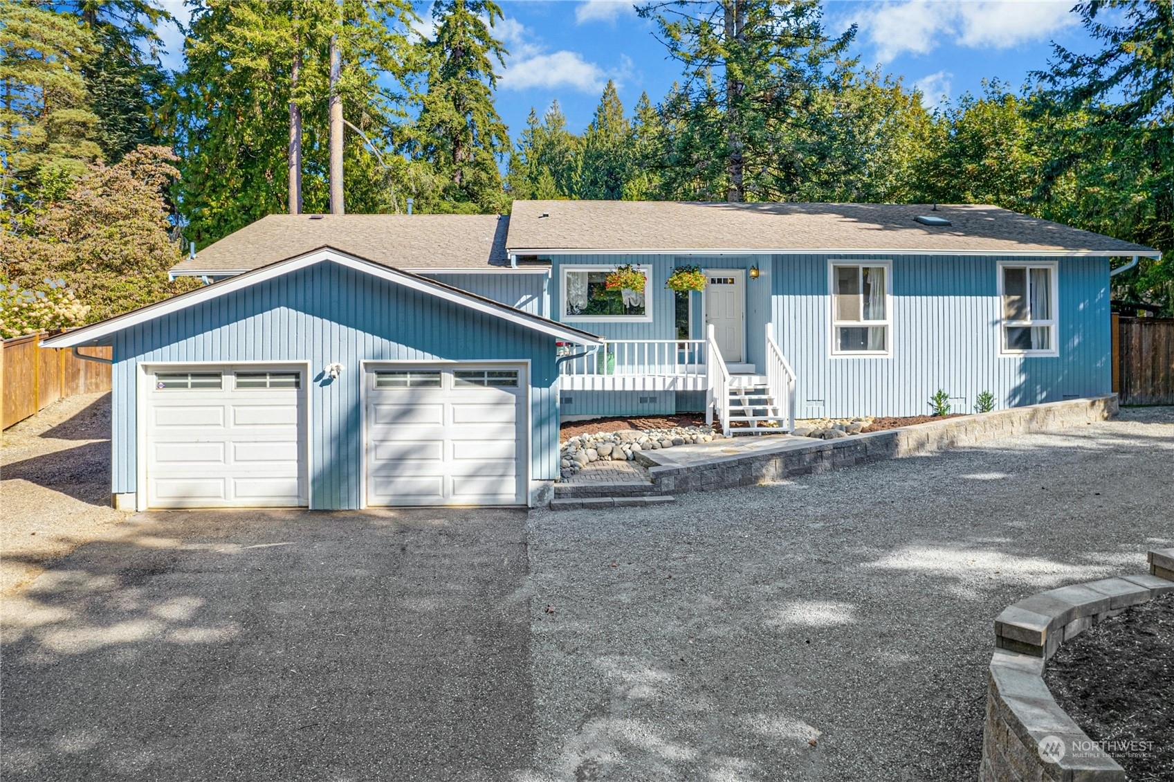 Property Photo:  1524 218th Place NE  WA 98074 