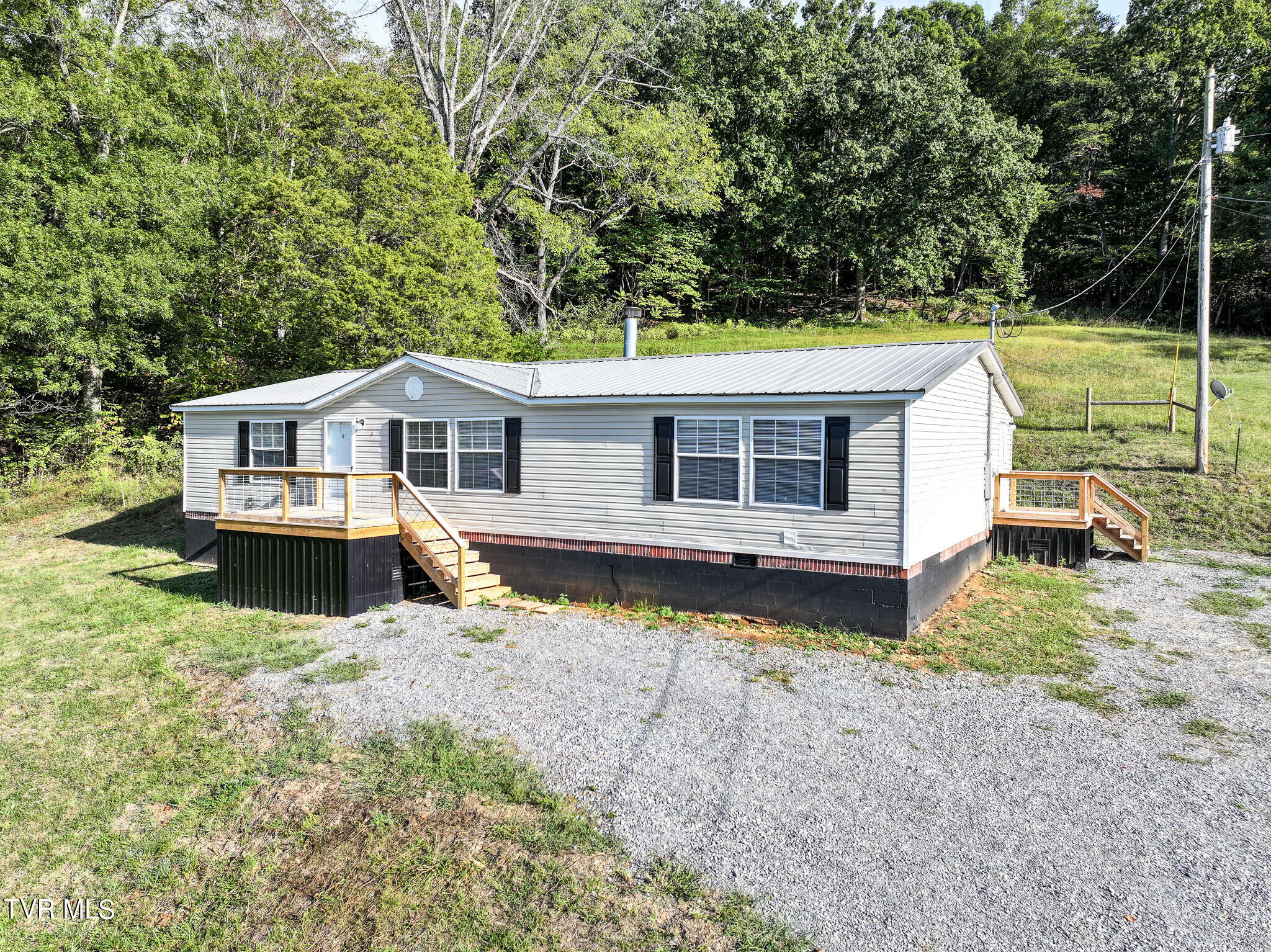 Property Photo:  790 West Pines Road  TN 37616 