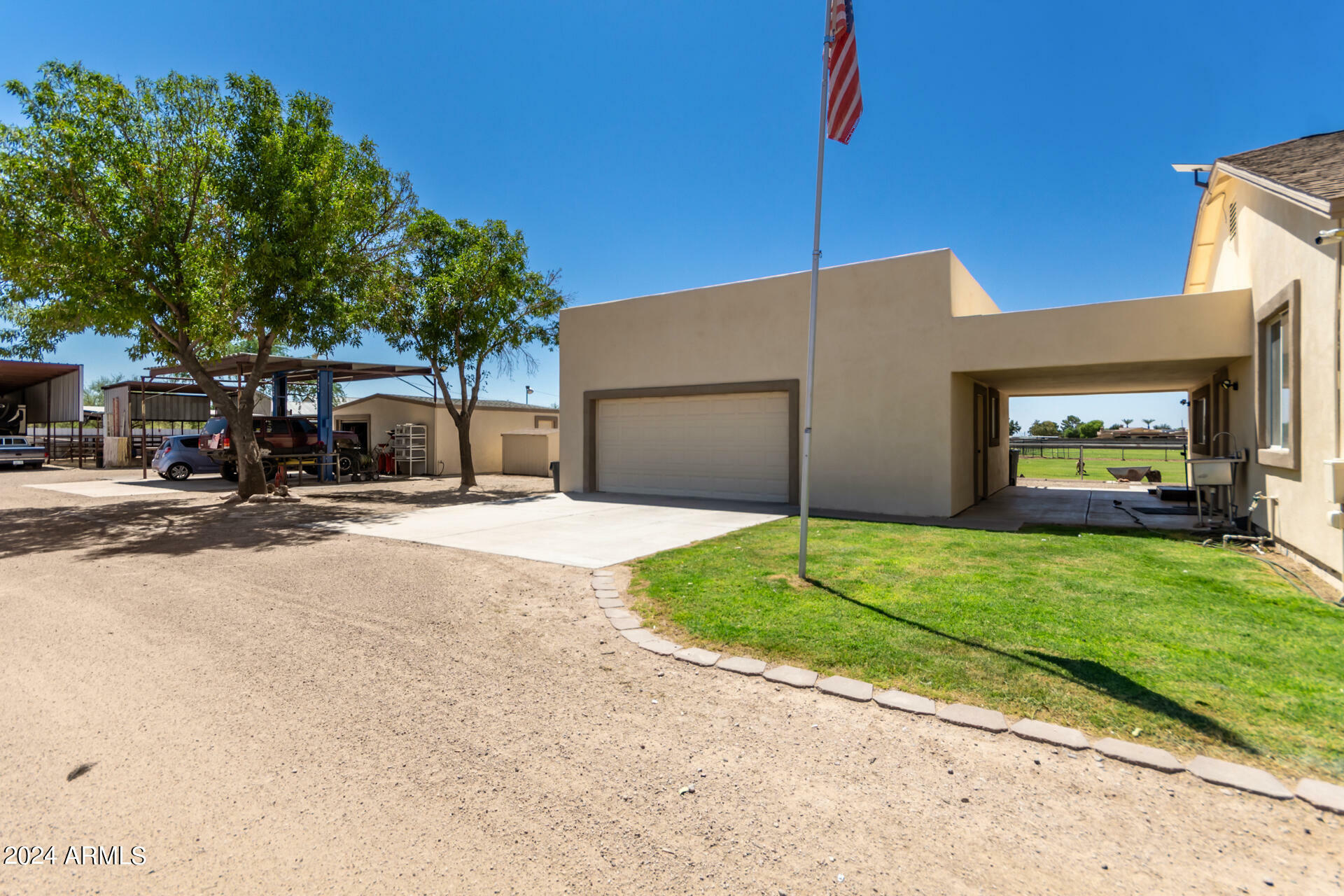 Property Photo:  42644 N Schnepf Road  AZ 85140 