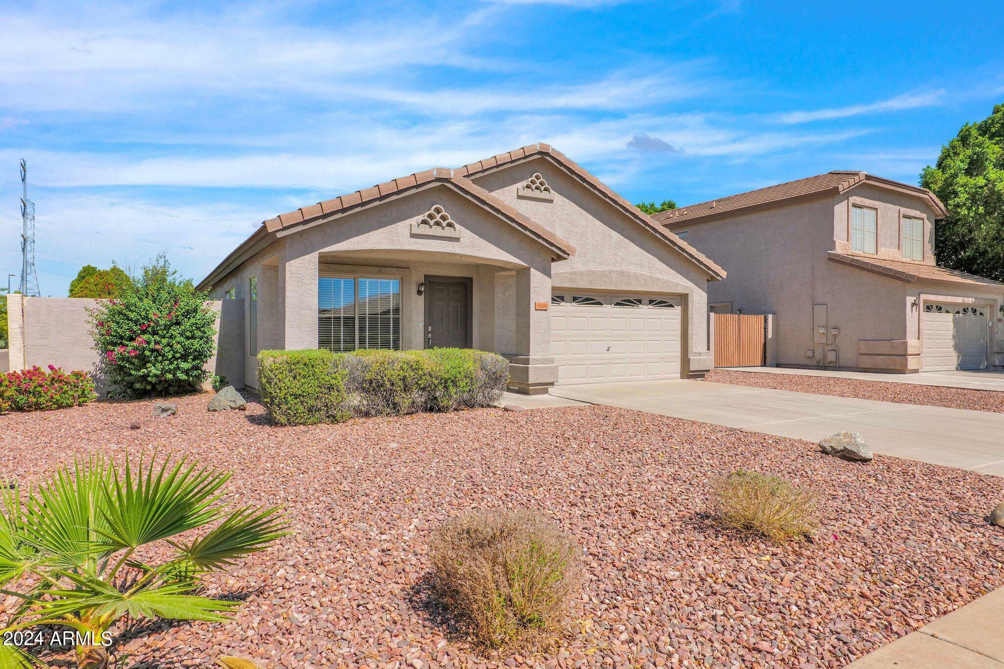 Property Photo:  906 W Straford Avenue  AZ 85233 