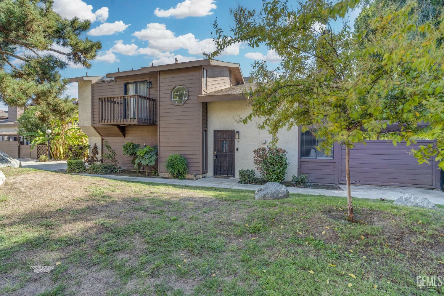 Property Photo:  2316 Gosford Road X  CA 93309 