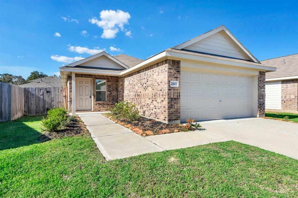 Property Photo:  21807 Hickory Springs Court  TX 77357 