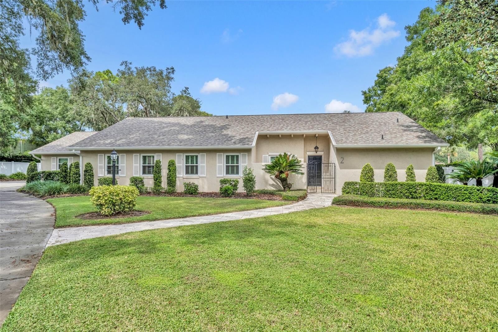Property Photo:  2 Katrina Cove  FL 32750 