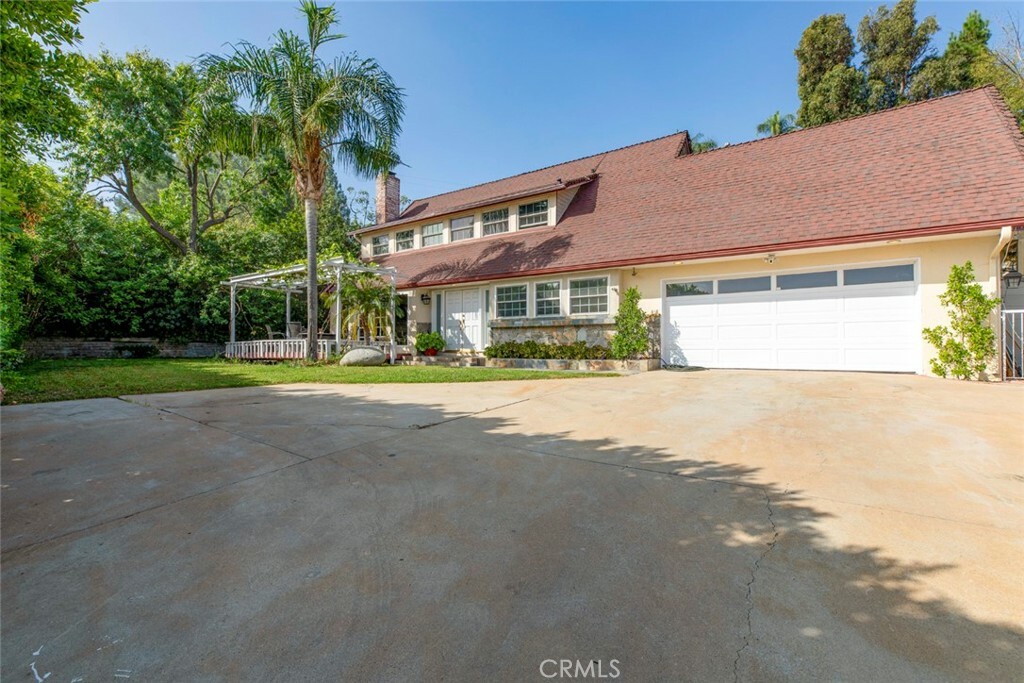 Property Photo:  11965 Cameo Place  CA 91344 