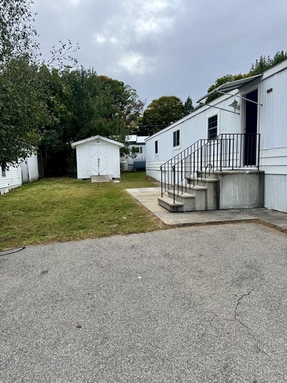 Property Photo:  181 Boston Post Rd 50  MA 01752 