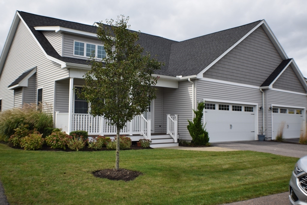 Property Photo:  11 Bailey Brook Ct 19  RI 02842 