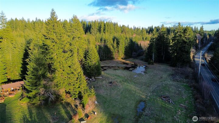 Property Photo: 3190 E Hoquiam Road WA 98550