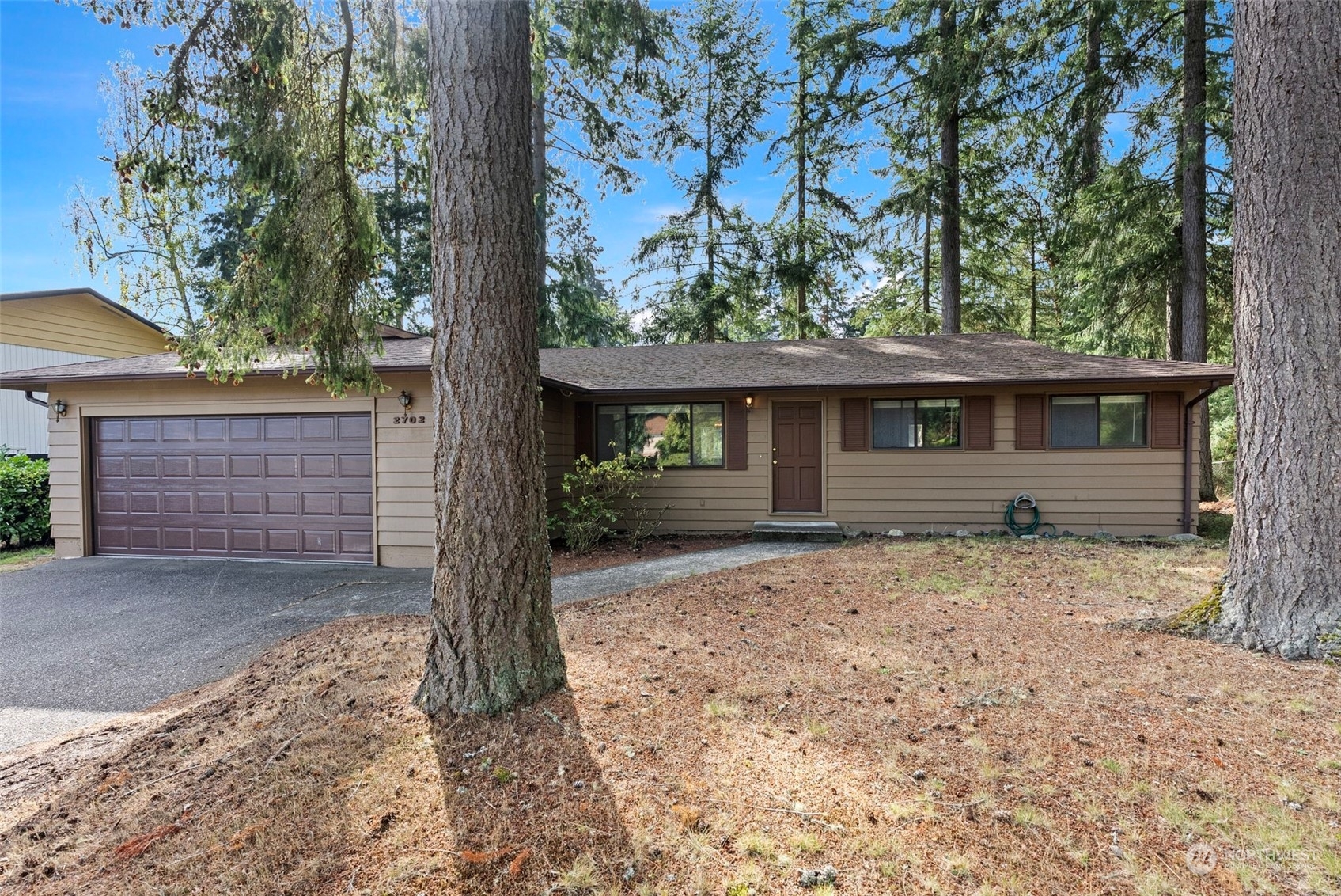 Property Photo:  2702 Oxford Court  WA 98388 