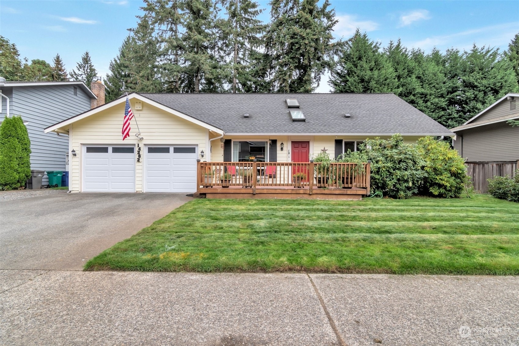 Property Photo:  14262  122nd Avenue NE  WA 98034 