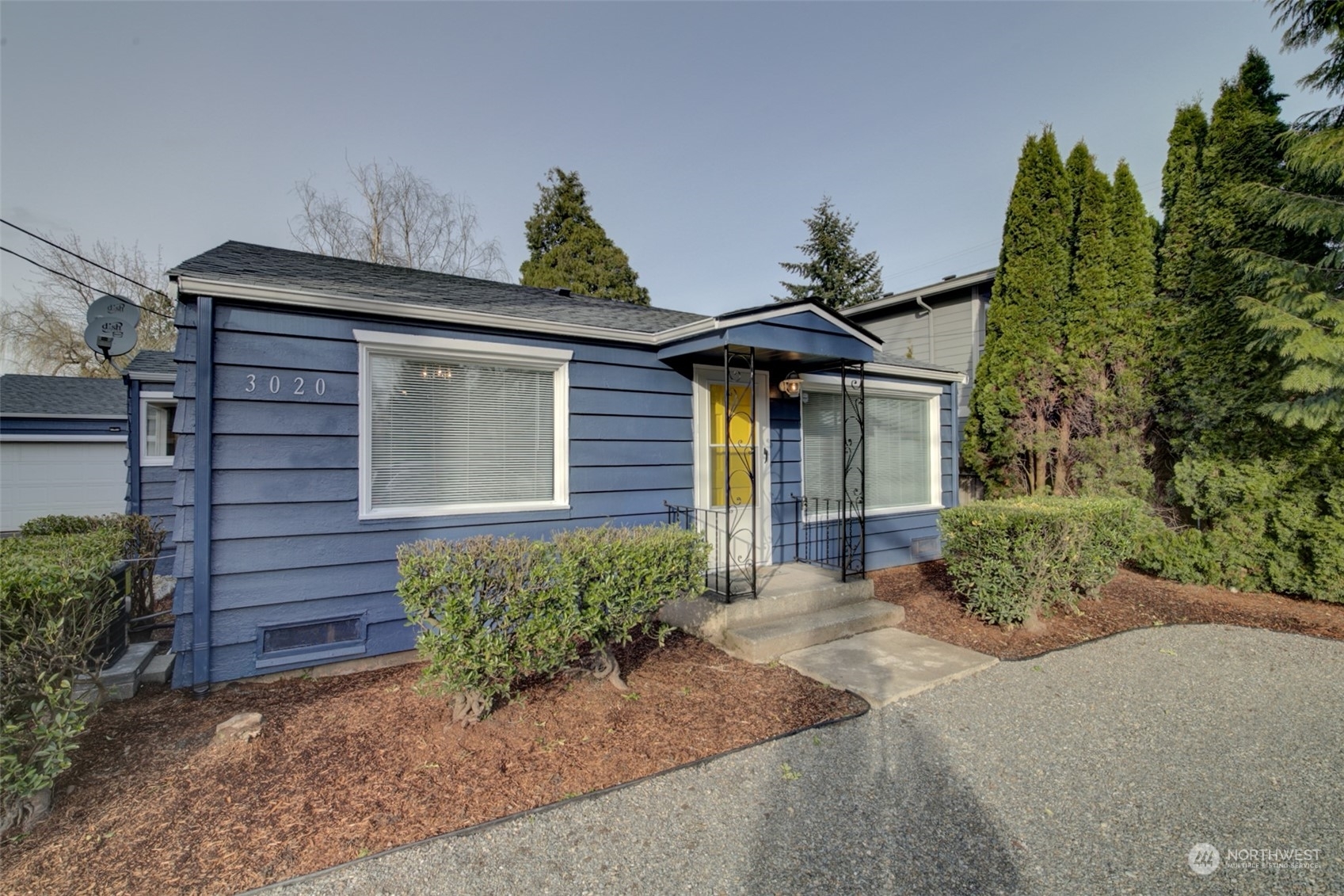 Property Photo:  3020 NE 145th Street  WA 98155 