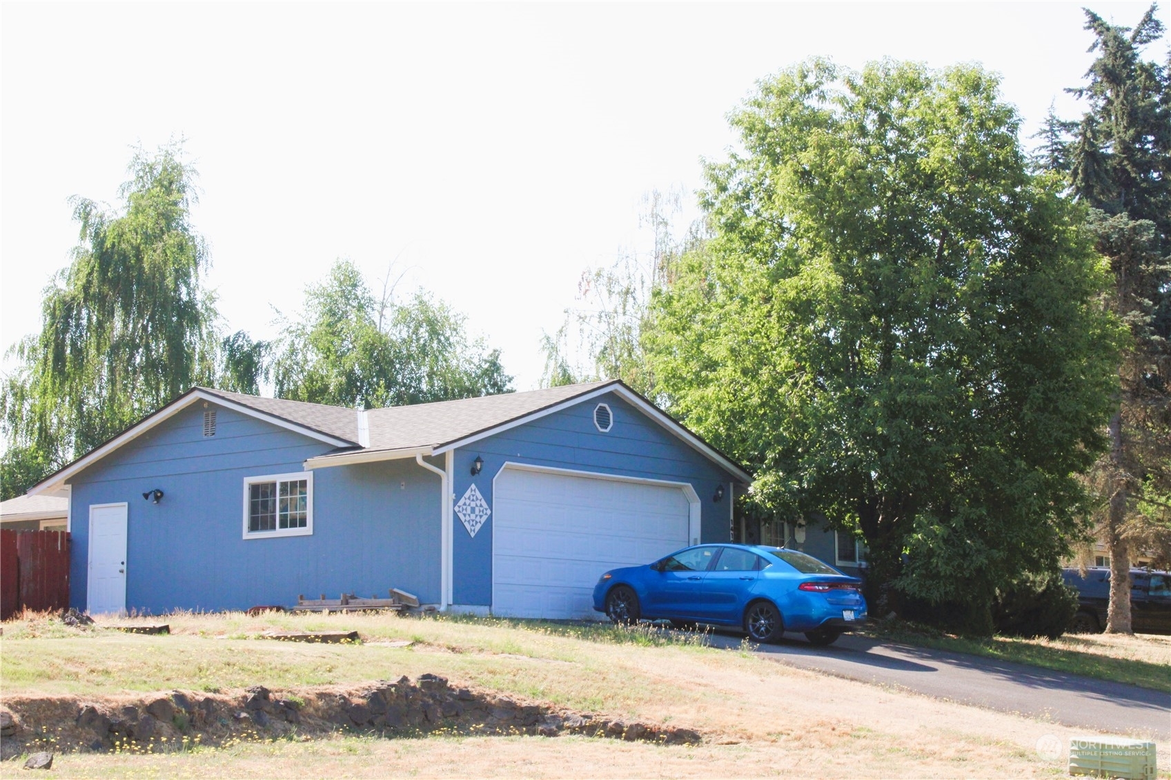 Property Photo:  14109 127th Avenue E  WA 98374 