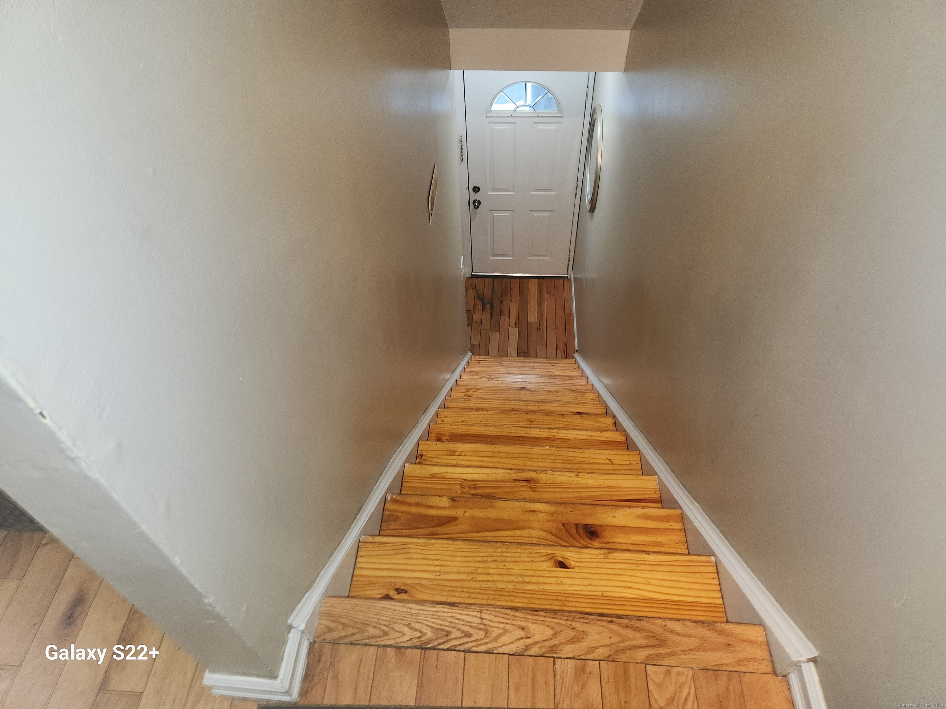 Property Photo:  670 Woodward Avenue 670  CT 06512 