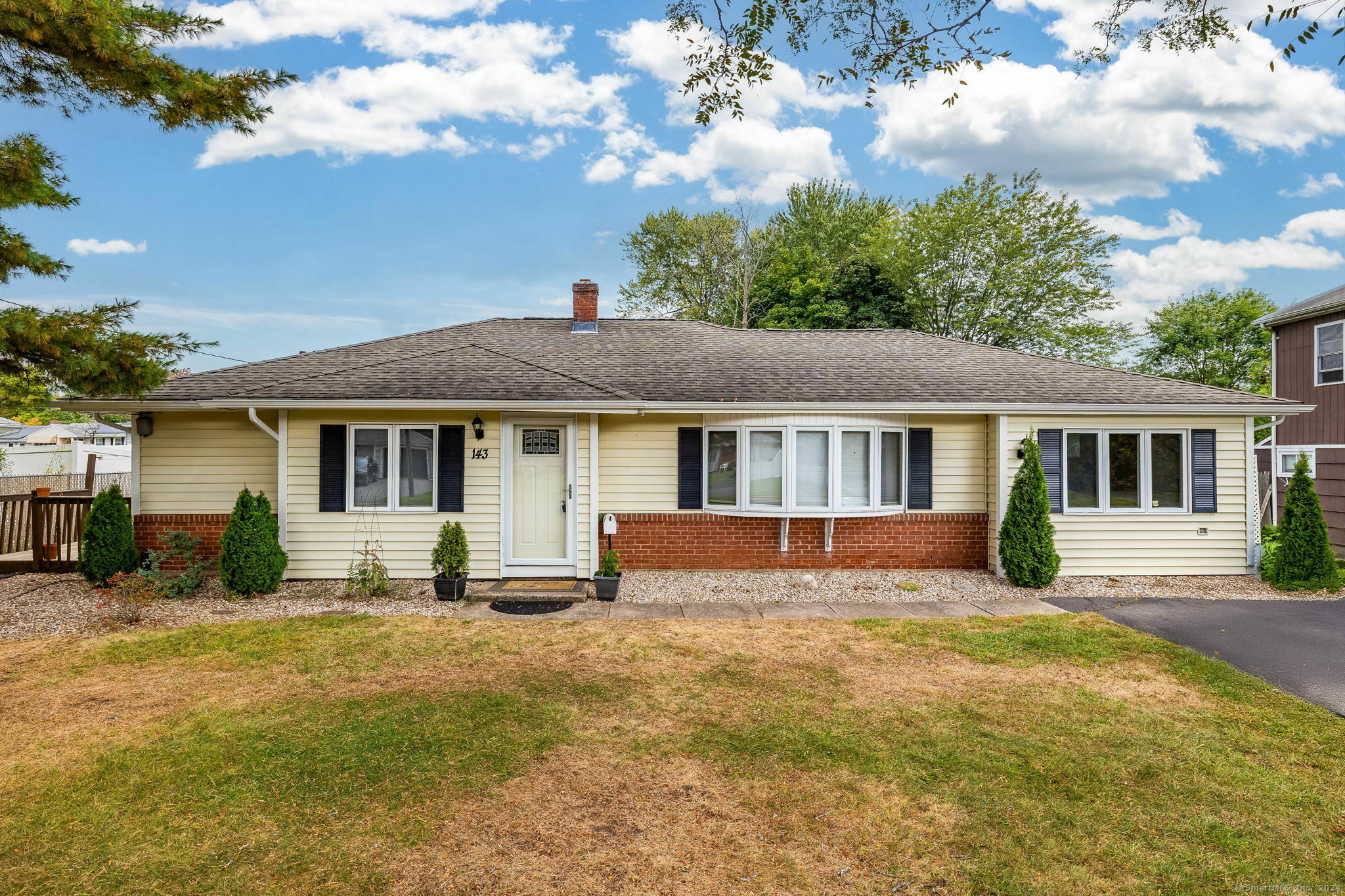 Property Photo:  143 Barnard Drive  CT 06111 