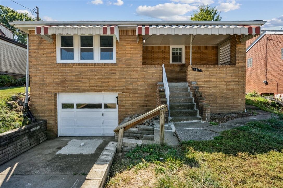 Property Photo:  1813 Maine Ave  PA 15122 