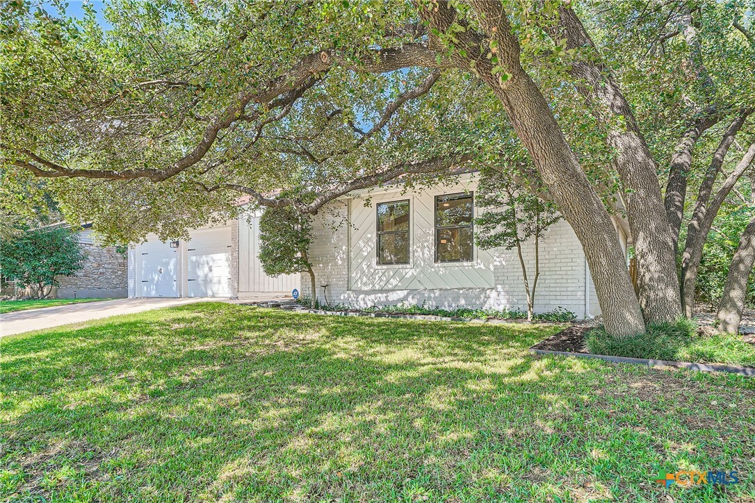 Property Photo: 11500 Catalonia Drive TX 78759
