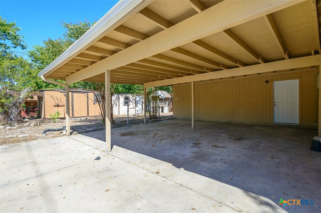 Property Photo:  1129 Chippendale Drive  TX 76549 