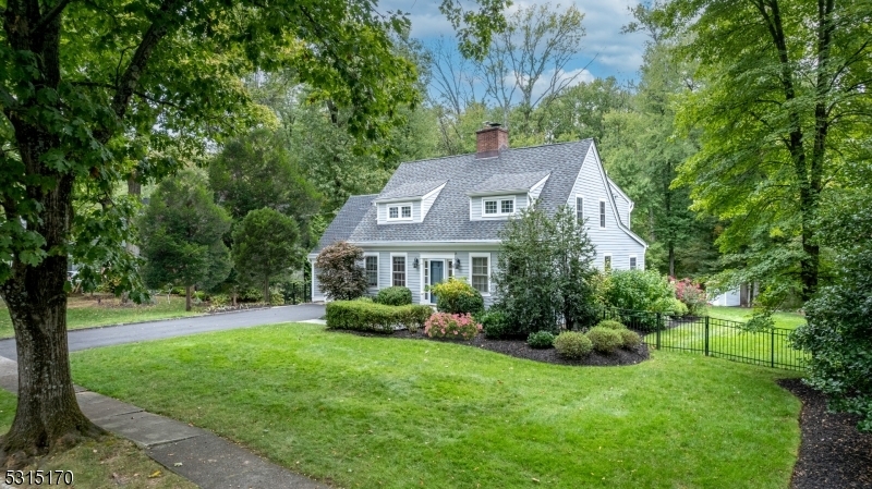 Property Photo:  8 Jackson Ave  NJ 07928 