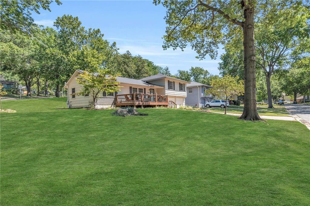 Property Photo: 7203 Grandview Street KS 66204