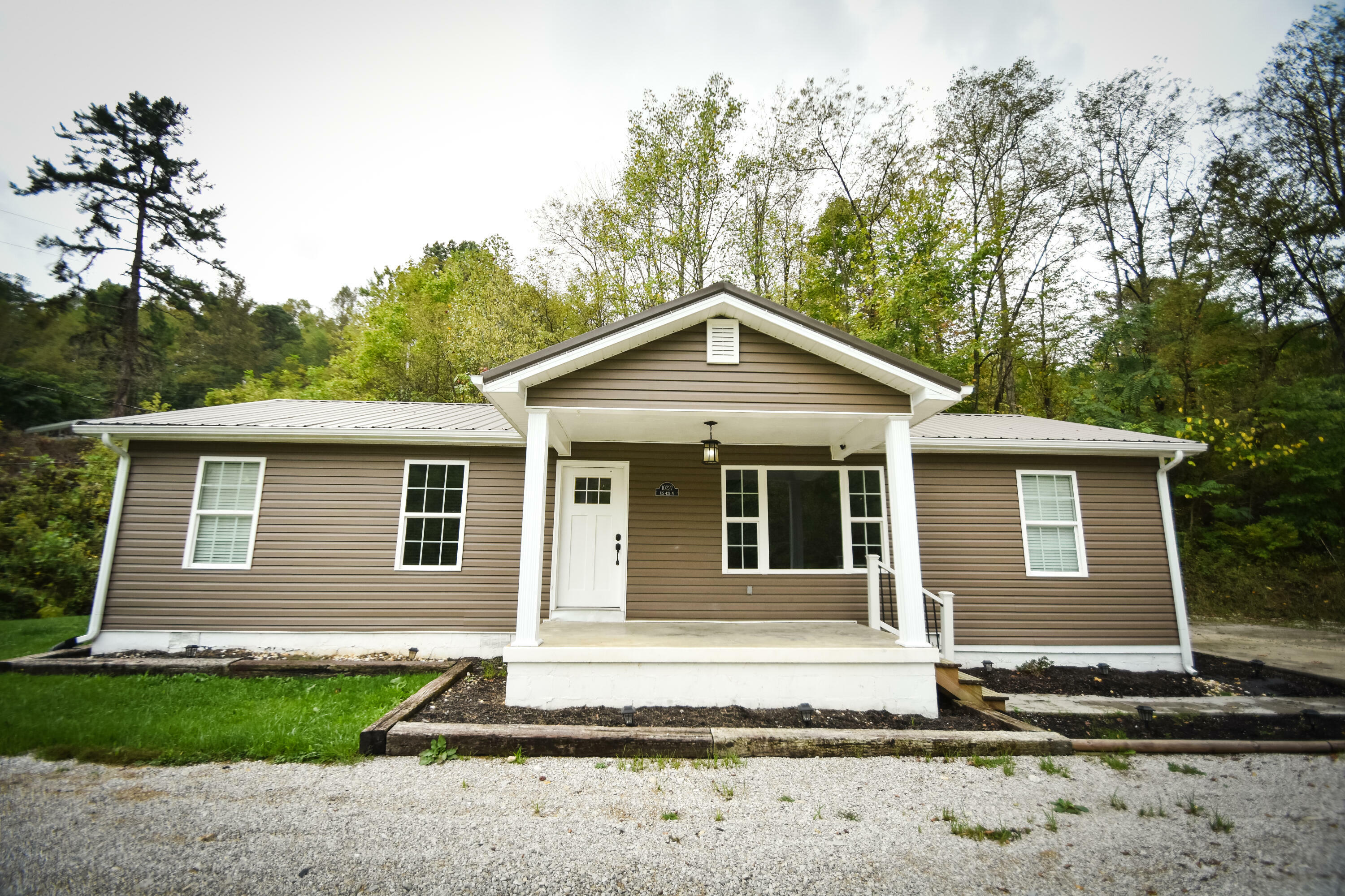 Property Photo:  10227 Highway 421 N  KY 40447 