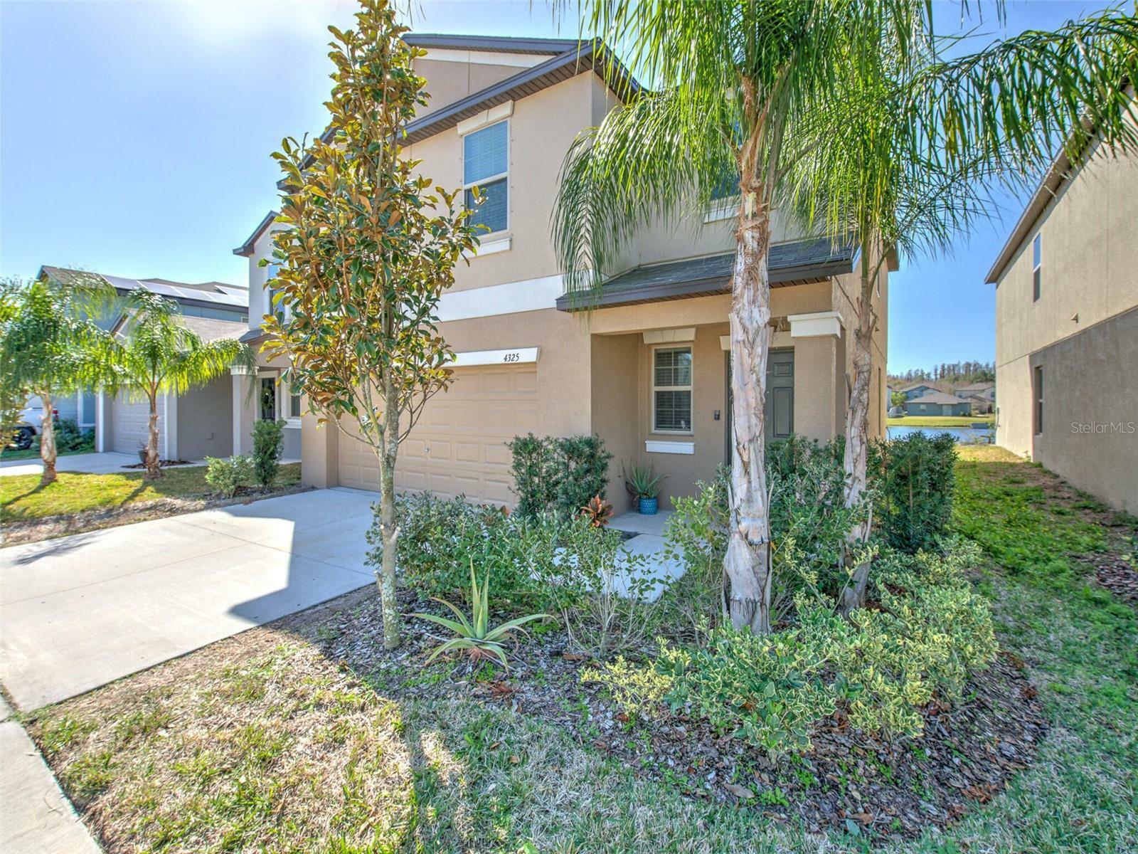 Property Photo:  4325 Unbridled Song Drive  FL 33573 