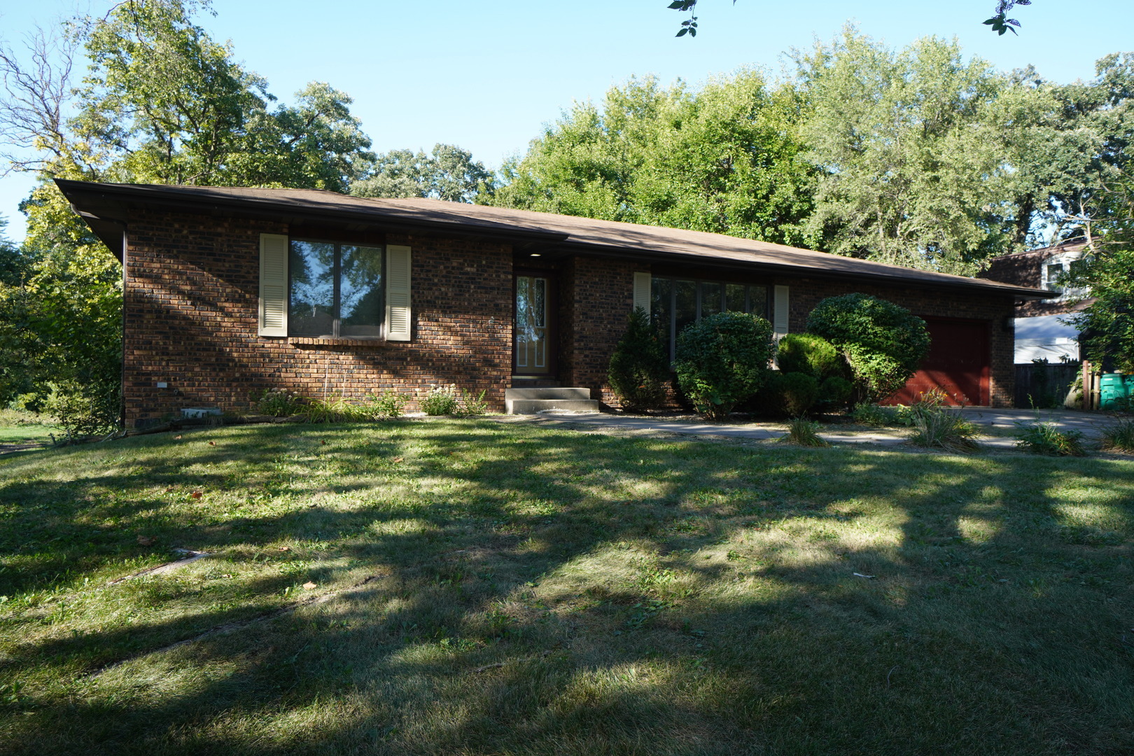 Property Photo:  960 W 66th Avenue  IN 46410 