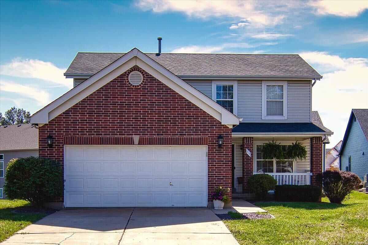 Property Photo: 39 Glastonbury Court MO 63367