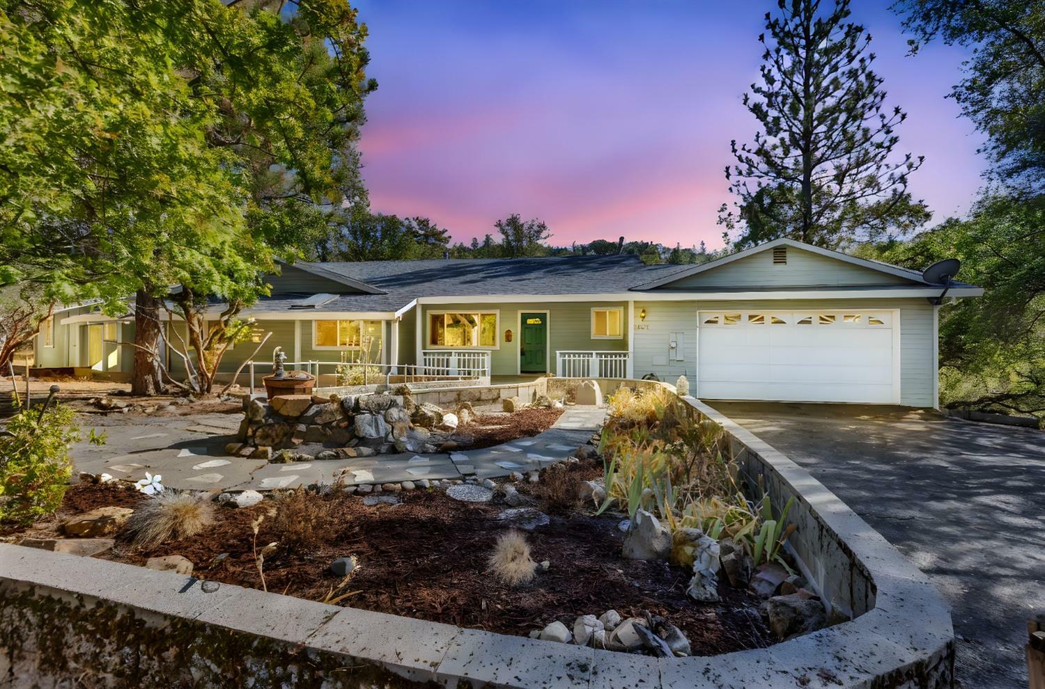 Property Photo:  3021 Lansdowne Ln  CA 95667 