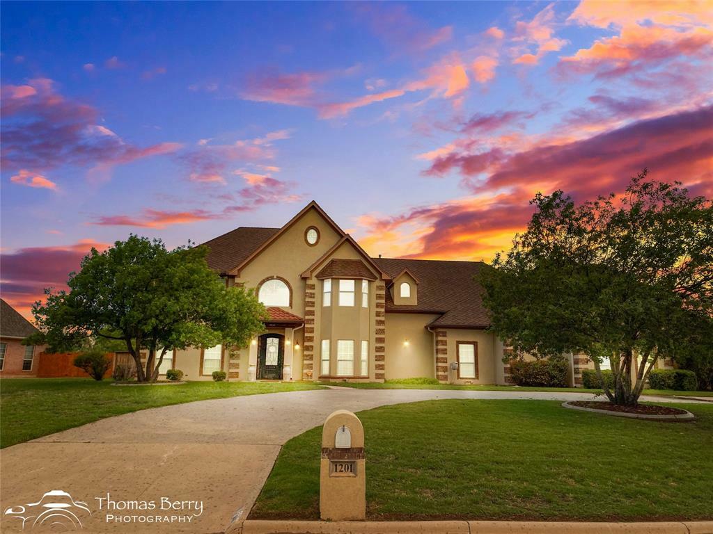 Property Photo:  1201 Saddle Lakes Drive  TX 79602 