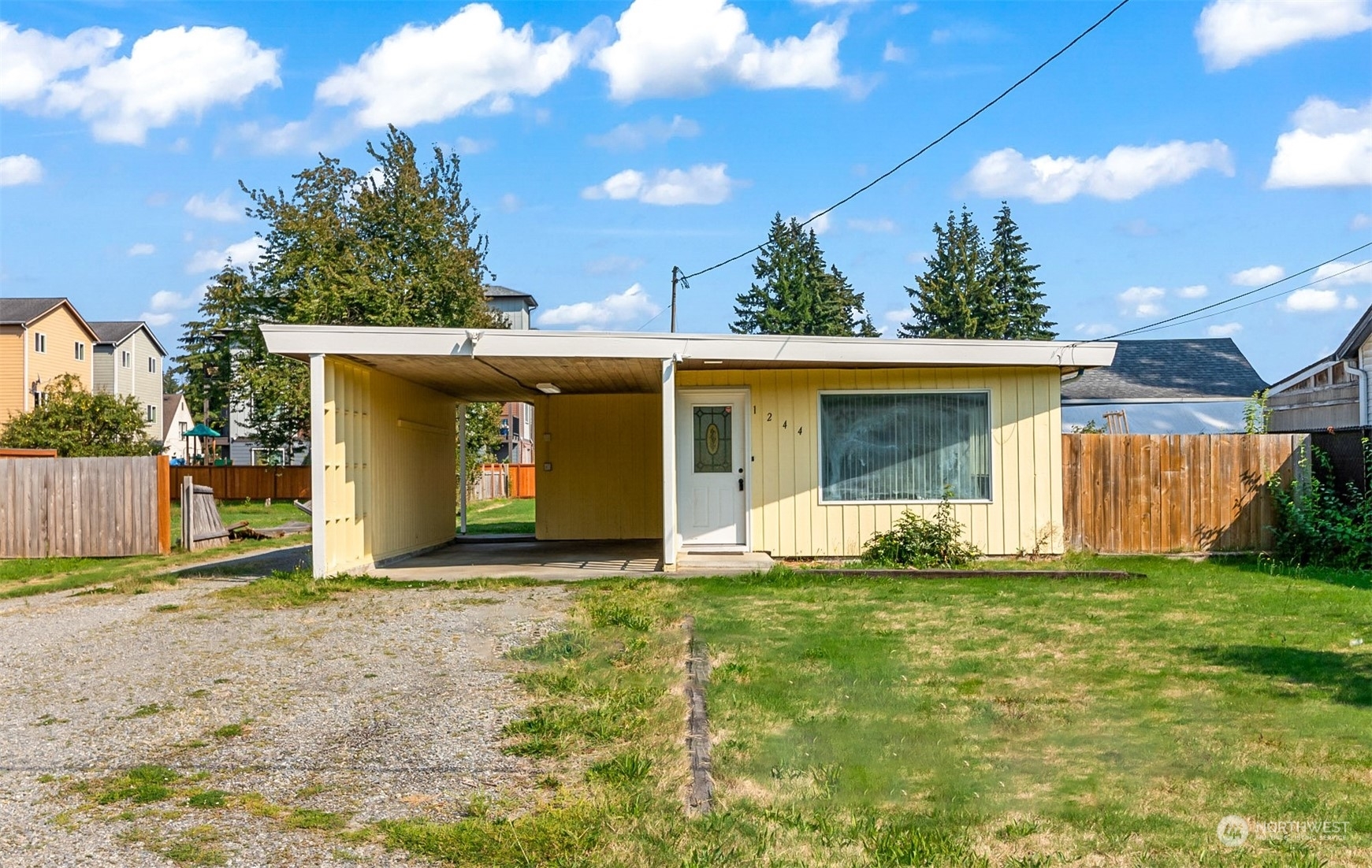 Property Photo:  1244 Ash Avenue  WA 98270 