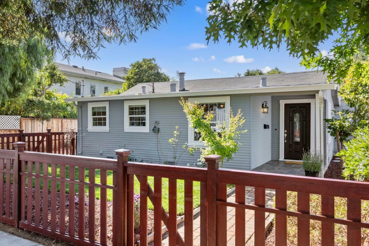 Property Photo:  228 South Rengstorff Avenue  CA 94040 