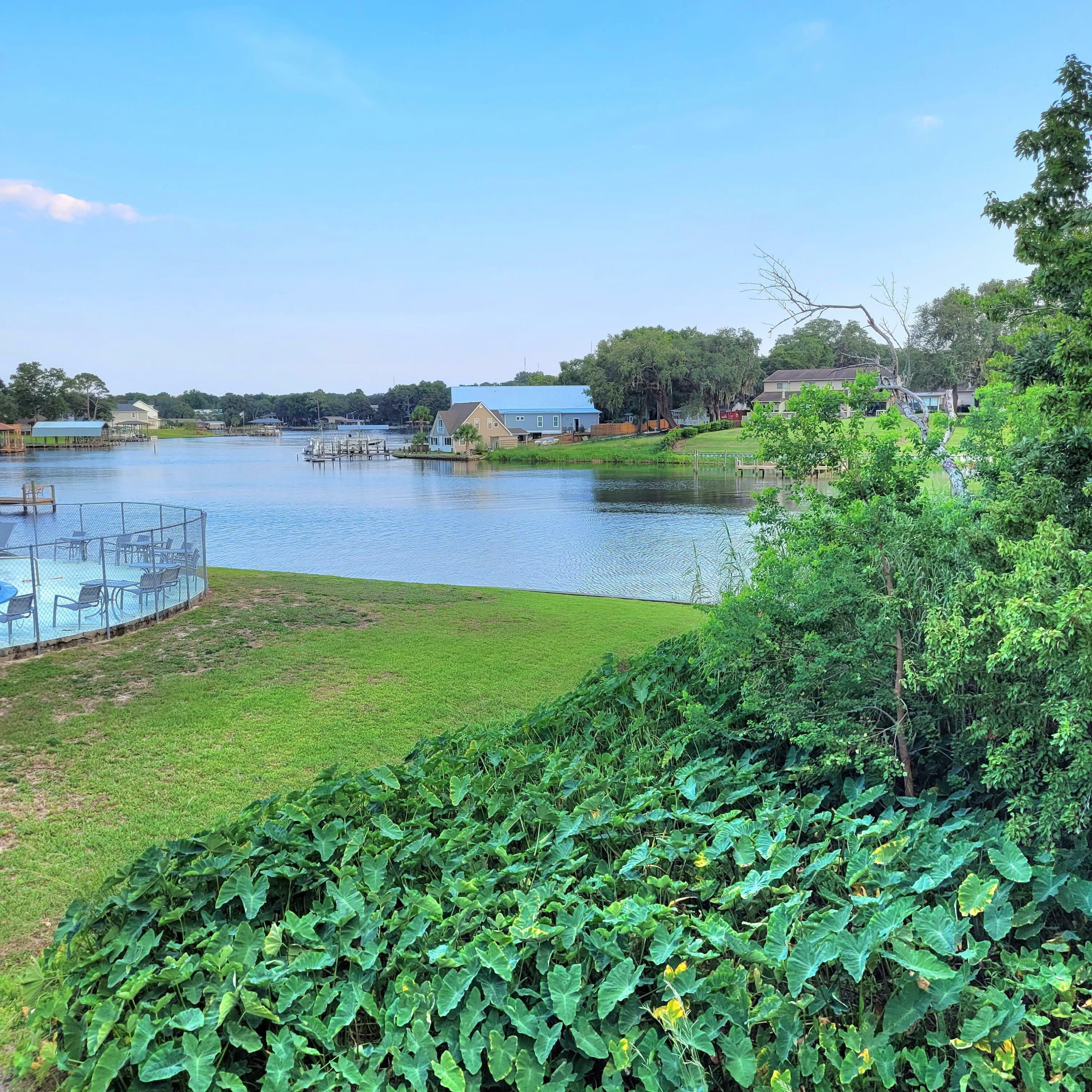 Property Photo:  210 Pelham Road Unit 211C  FL 32547 