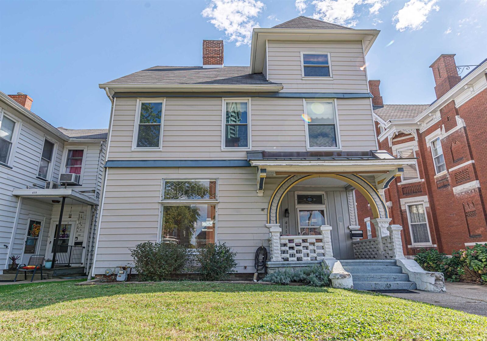 Property Photo:  411 N Wabash Avenue  IN 47712 