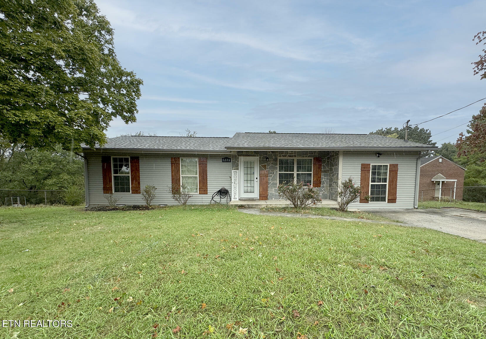 5336 Montwood Drive  Knoxville TN 37921 photo