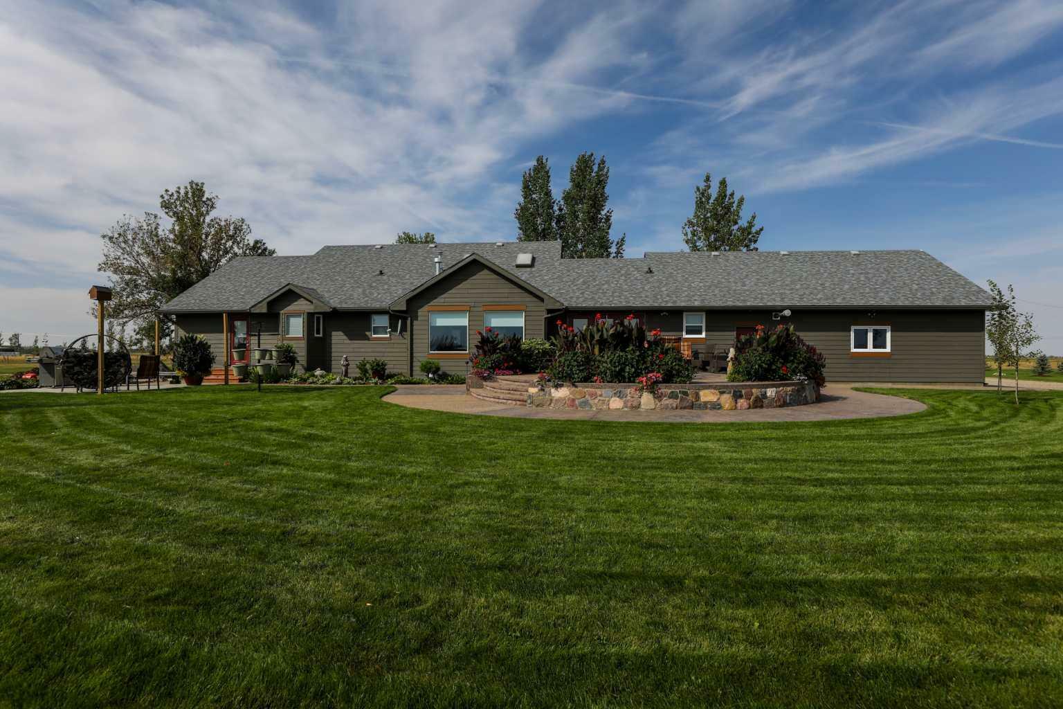 Property Photo: 93065 Range Rd 164 AB T1G 2C7