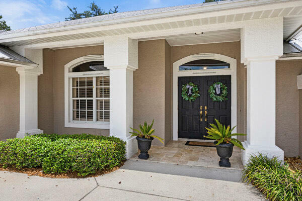 Property Photo:  1835 SW Autumnwood Way  FL 34990 