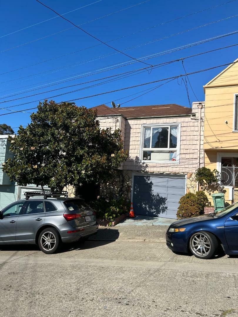 857 Dartmouth Street  San Francisco CA 94134 photo