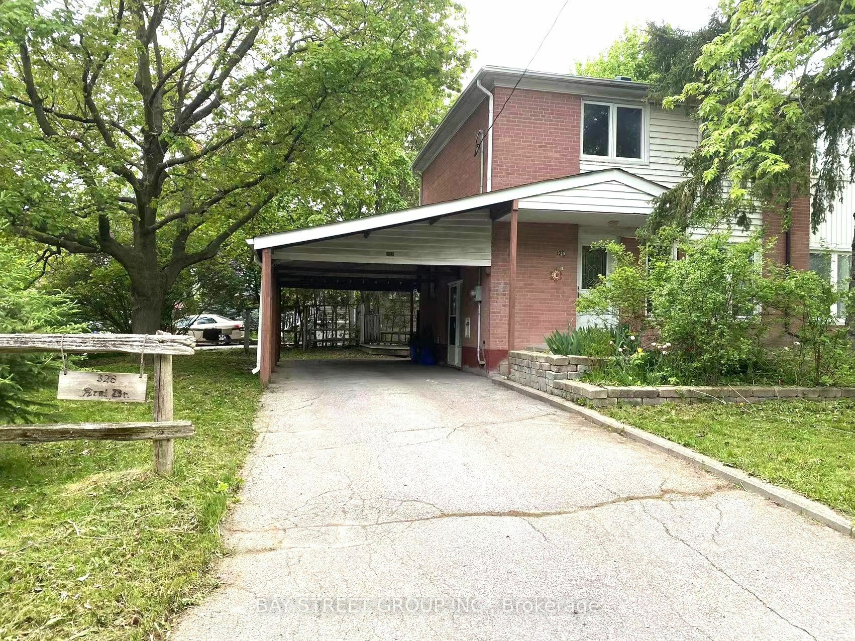 Property Photo:  328 Neal Dr Bsmt  ON L4C 3L5 