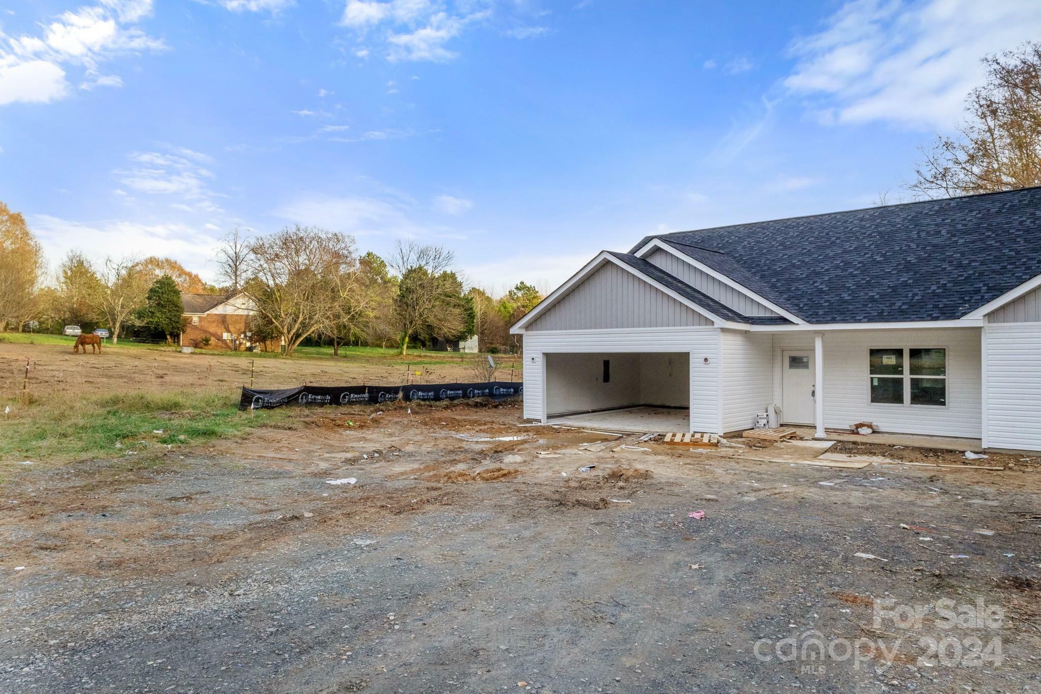 Property Photo:  6201 Bud Huey Road  NC 28173 