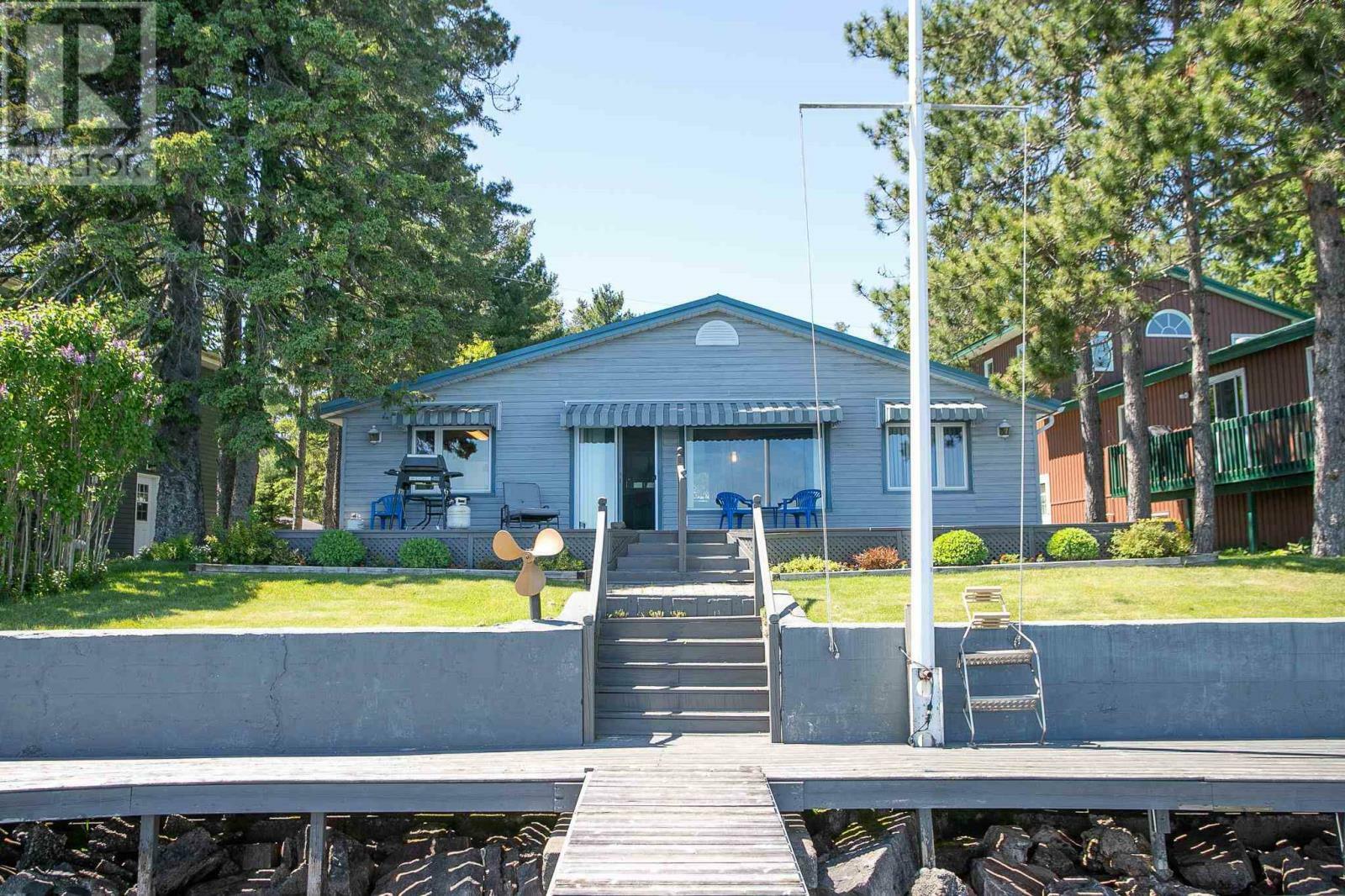 Property Photo:  456 Red Pine Dr  ON P6A 5K6 